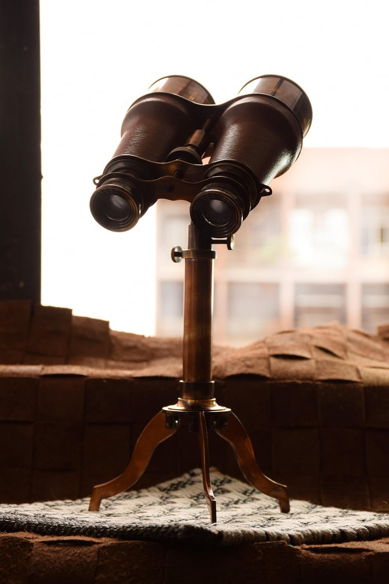 Binoculars Image